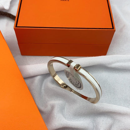 [LUXORA]CLASSIC HM CLIC WHITE 8MM ENAMEL BRACELET