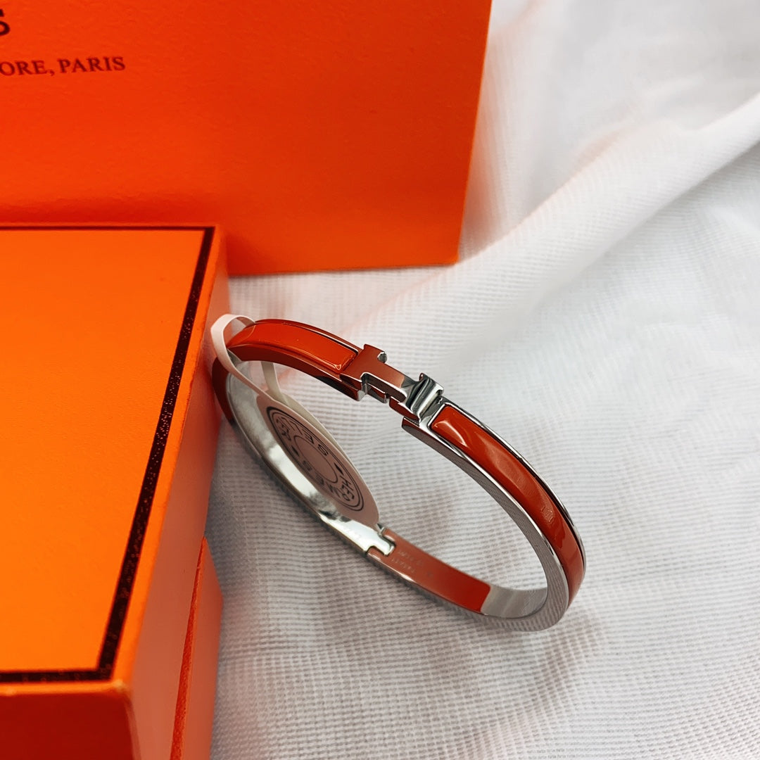[LUXORA]CLASSIC HM CLIC RED 8MM ENAMEL BRACELET