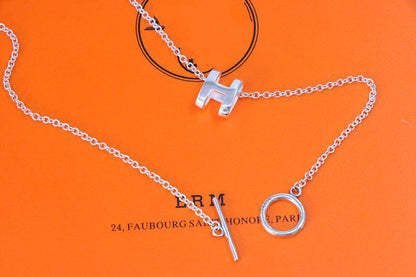 [LUXORA]HM NECKLACE H LETTER OVAL SERIES