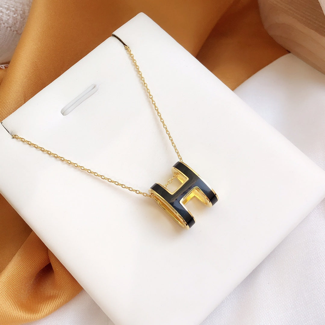 [LUXORA]HM CLIC BLACK ENAMEL GOLD NECKLACE