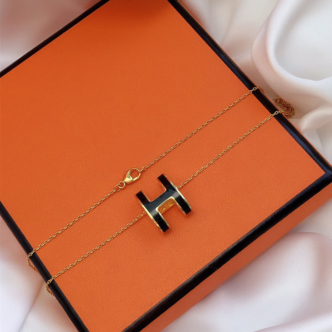 [LUXORA]HM CLIC BLACK ENAMEL GOLD NECKLACE
