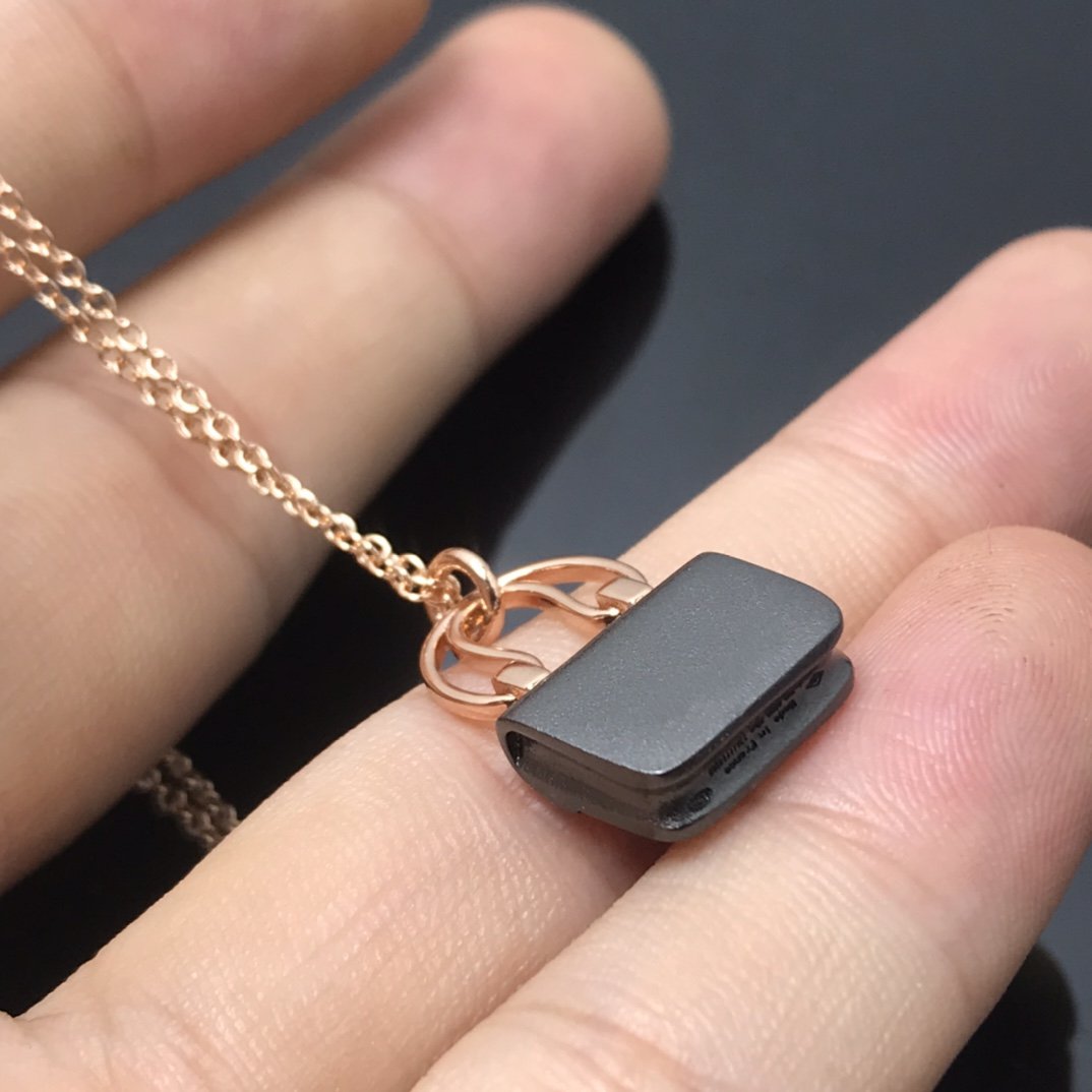 [LUXORA]WOMEN'S HM AMULETTES CONSTANCE PENDANT NECKLACE
