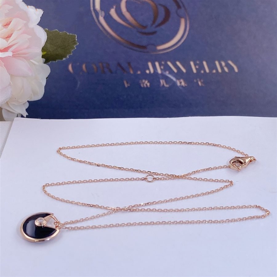 [LUXORA]AMULETTE ROSE GOLD ONYX NECKLACE