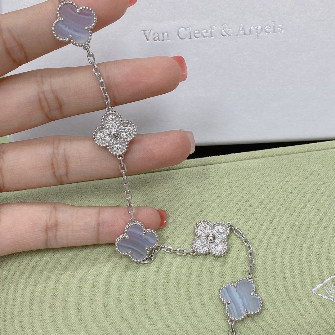 [LUXORA] CLOVER 5 MOTIF PURPLE CHALCEDONY BRACELET COLLECTION