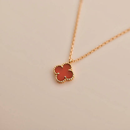 [LUXORA]CLOVER MINI 9.5MM WHITE CARNELIANS NECKLACE