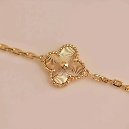 [LUXORA] CLOVER 5 MOTIF LASER BRACELET COLLECTION