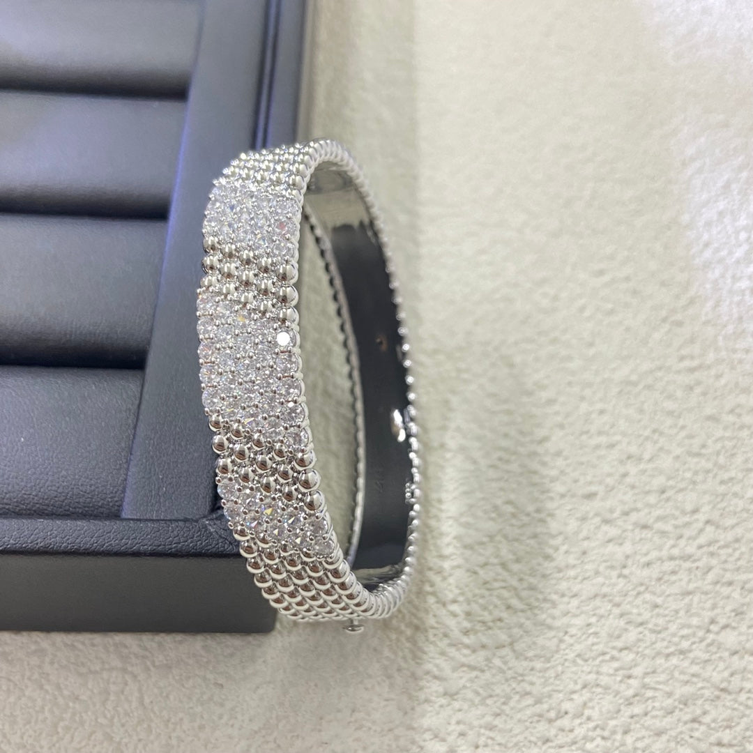 [LUXORA]  FIVE-ROW DIAMOND BRACELET