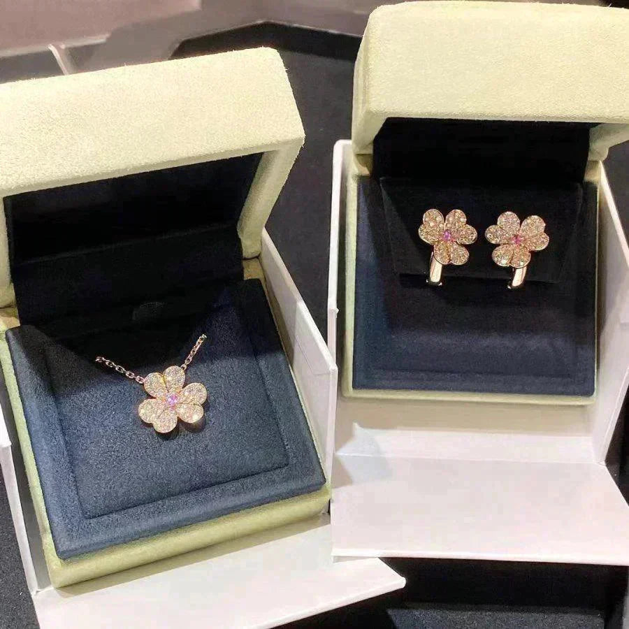 [LUXORA]FRIVOLE ROSE GOLD FLOWER DIAMOND NECKLACE