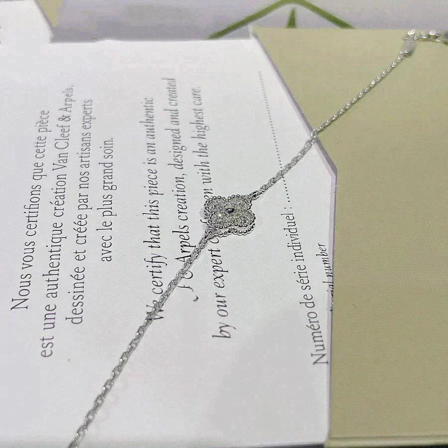 [LUXORA]CLOVER  SINGLE FLOWER BRACELET SILVER