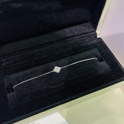 [LUXORA]CLOVER  SINGLE FLOWER BRACELET SILVER