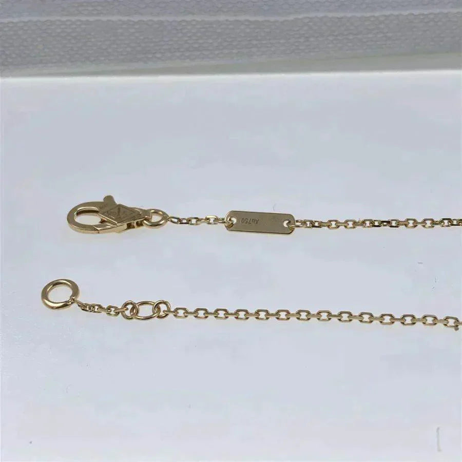 [LUXORA]CLOVER  CARNELIAN SINGLE FLOWER BRACELET