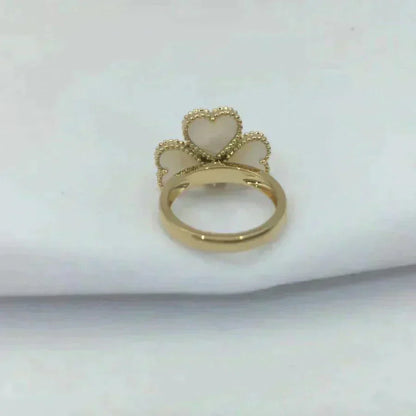 [LUXORA]SWEET CLOVER WHITE MOP RING