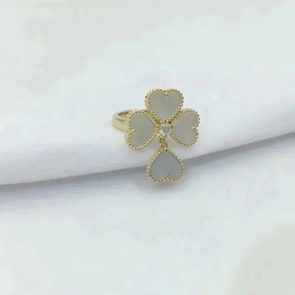 [LUXORA]SWEET CLOVER WHITE MOP RING