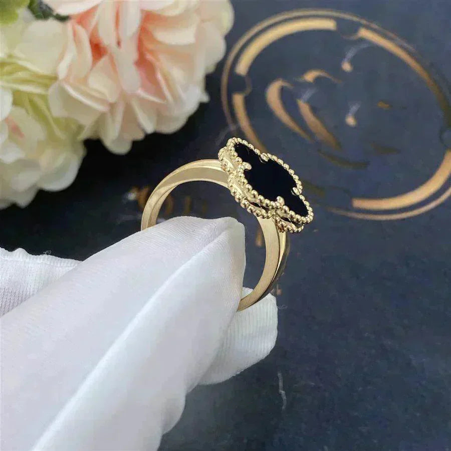 [LUXORA]CLOVER ONYX RING