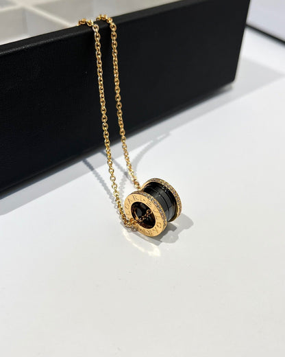 [LUXORA]ZERO 1 BLACK CERAMIC DIAMOND PINK GOLD NECKLACE